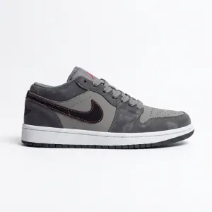 Air Jordan 1 Low Sneakers - Brown