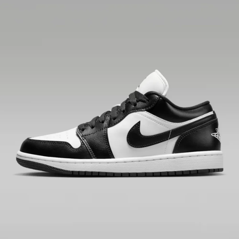 Air Jordan 1 Low Sneakers (2)